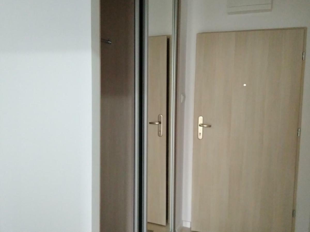 Manufaktura Appartement Warschau Buitenkant foto